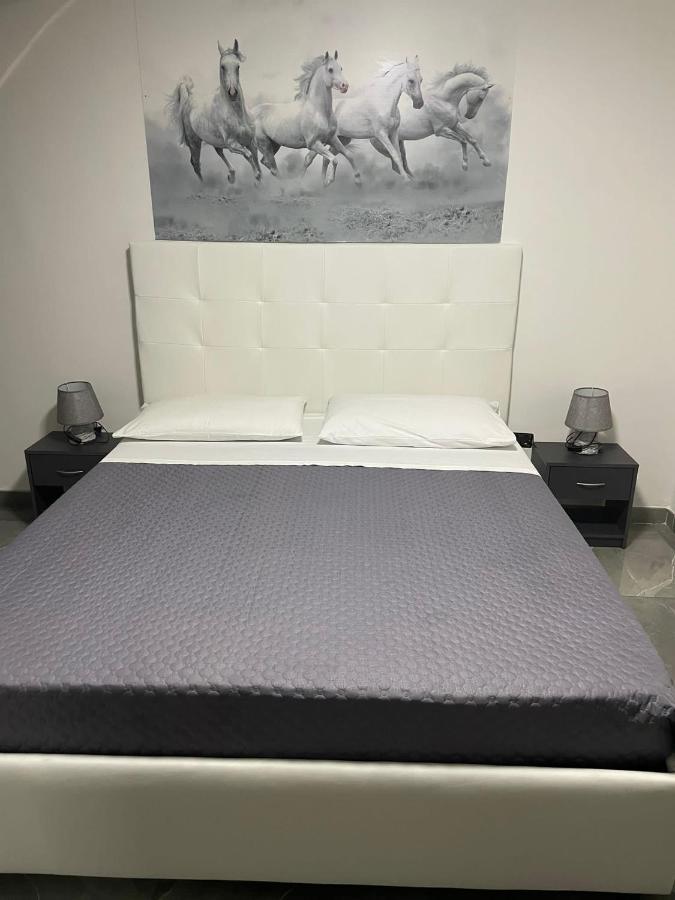 Casa Krizia 1 Apartment เนเปิลส์ ภายนอก รูปภาพ